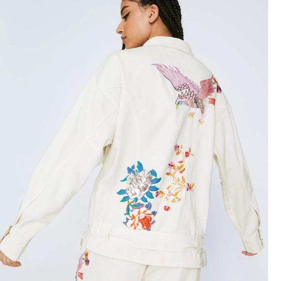 Nasty Gal Embroidered Beaded Oversized Shacket in White Combo sz 4 NWT - Picture 4 of 10